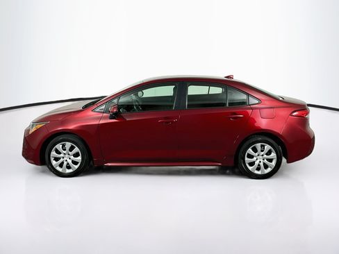 Used 2025 Toyota Corolla LE FWD image 4