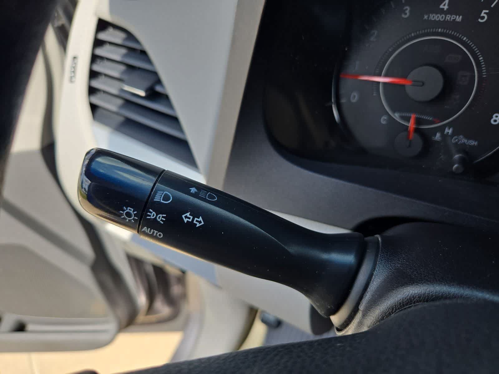 Used 2017 Toyota Sienna LE FWD image 24