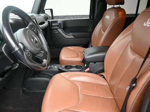 Used 2018 Jeep Wrangler Unlimited Sport S AWD/4WD image 12