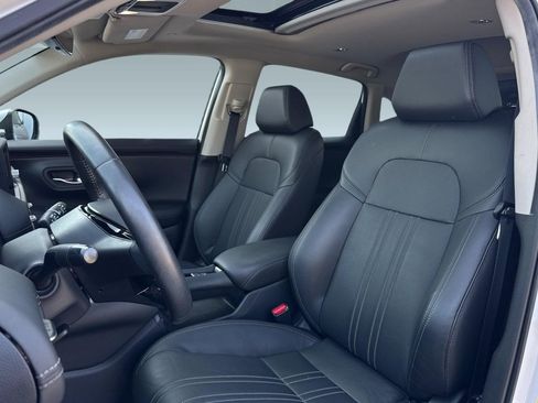 Used 2025 Honda HR-V EX-L image 5