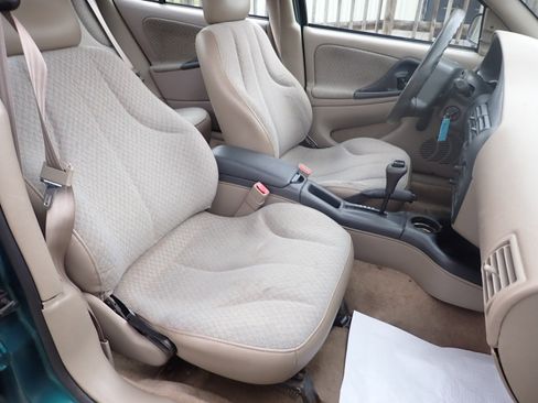 Used 1998 Chevrolet Cavalier Sedan w/ Preferred Equipment Group 1 image 6