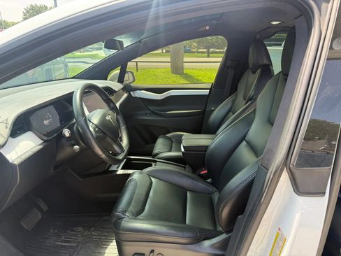Used 2021 Tesla Model X Long Range AWD/4WD image 5