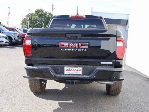New 2026 GMC Canyon Elevation w/ Convenience Package image 5