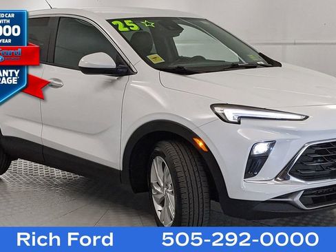 Used 2025 Buick Encore GX Preferred FWD image 1