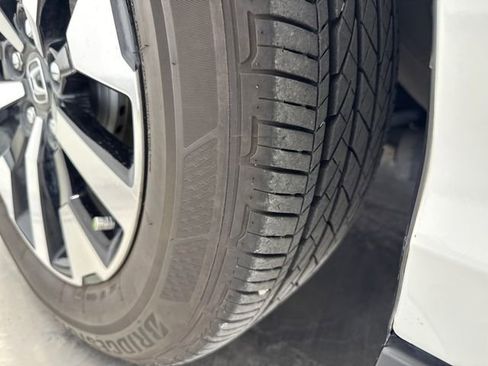 Used 2025 Honda Odyssey EX-L image 11