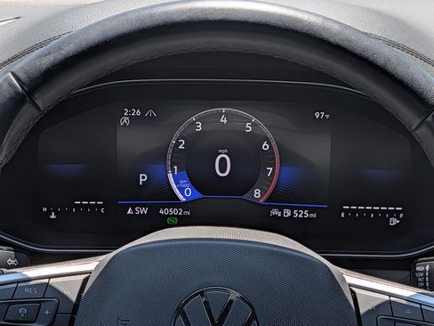 Certified 2025 Volkswagen Jetta Sport FWD image 20
