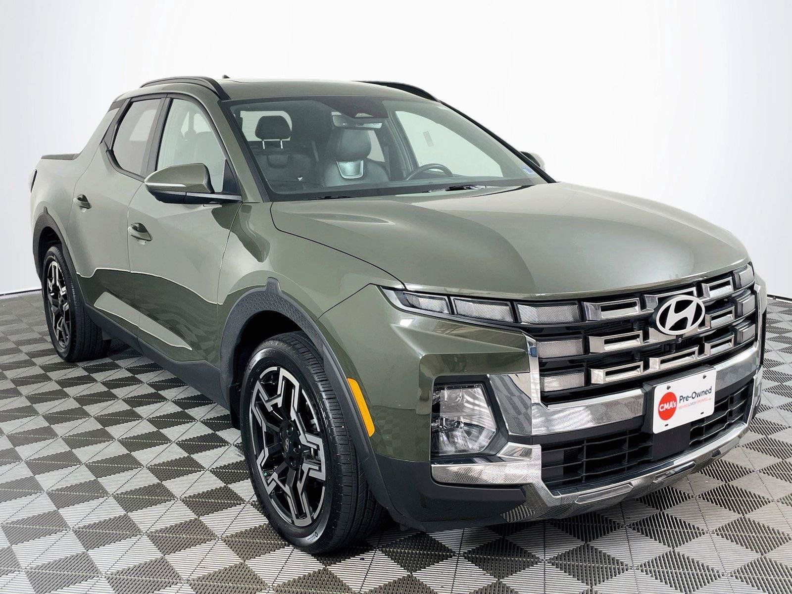 Certified 2025 Hyundai Santa Cruz Limited AWD/4WD image 1