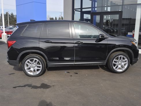 Certified 2024 Honda Passport EX-L image 8