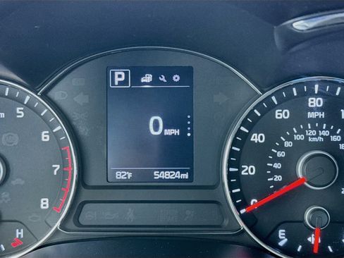 Used 2018 Kia Forte LX w/ LX Rear Camera Package FWD image 8