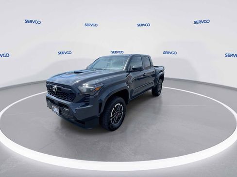 Used 2024 Toyota Tacoma TRD Sport image 4