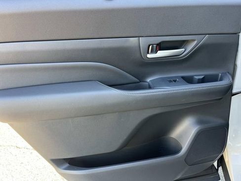 Used 2024 Toyota Grand Highlander Limited image 20