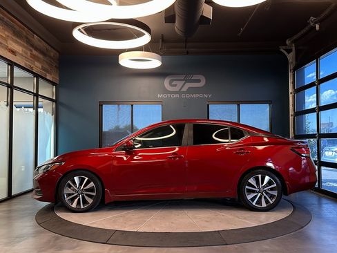 Used 2020 Nissan Sentra SV w/ SV Premium Package image 6