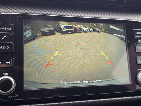 Used 2021 Nissan Kicks SV image 18