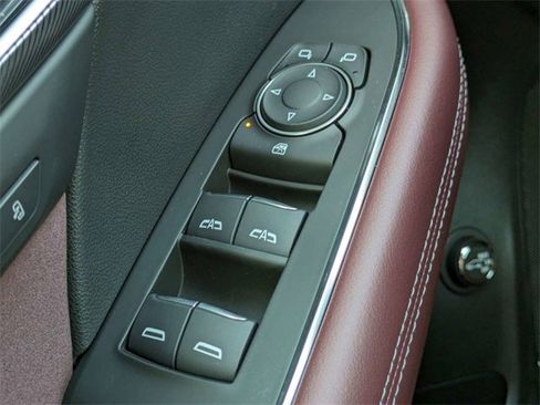 New 2025 Buick Envision Sport Touring image 25