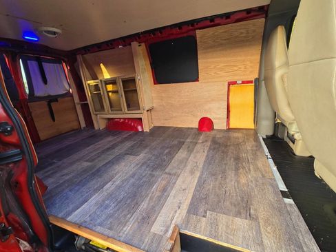 Used 2000 Chevrolet Express 3500 G3500 3dr Cargo Van w/ Convenience Pkg image 34