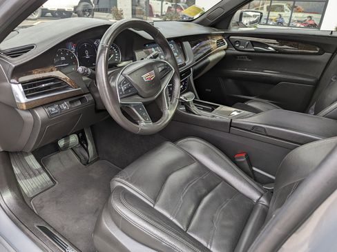 Used 2018 Cadillac CT6 Luxury image 14