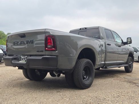New 2027 RAM 3500 Tradesman AWD/4WD image 13