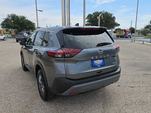 Used 2023 Nissan Rogue S AWD/4WD image 6
