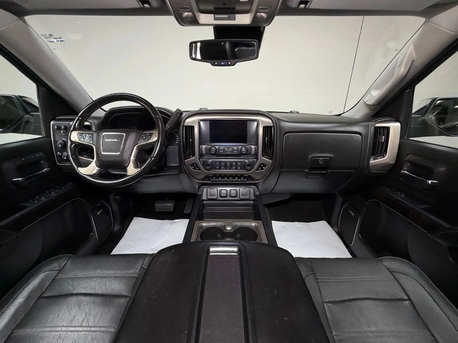 Used 2015 GMC Sierra 1500 Denali w/ Driver Alert Package AWD/4WD image 14