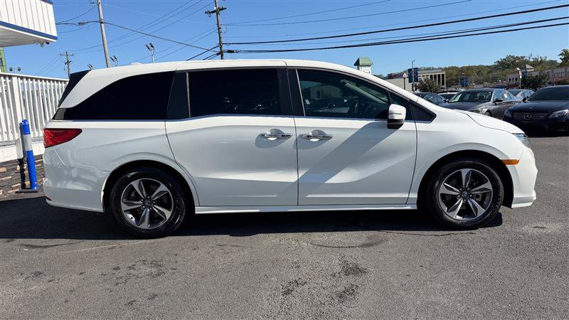 Used 2018 Honda Odyssey Touring image 7