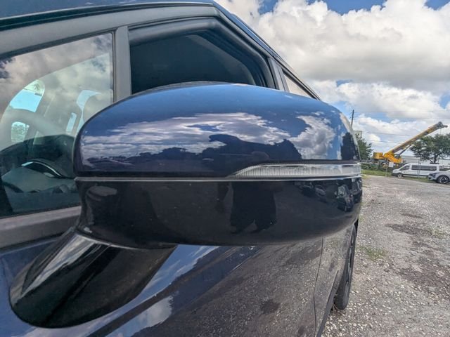 New 2026 Kia Carnival EX FWD image 12