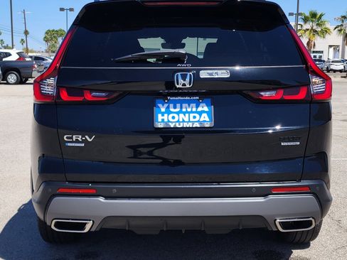 Used 2025 Honda CR-V Sport Touring image 6