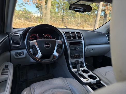 Used 2009 GMC Acadia SLT image 26