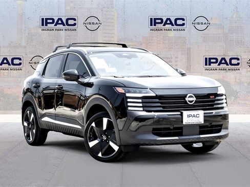 New 2025 Nissan Kicks SR image 1