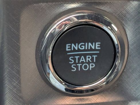 New 2025 Ford F250 King Ranch w/ Chrome Package image 33