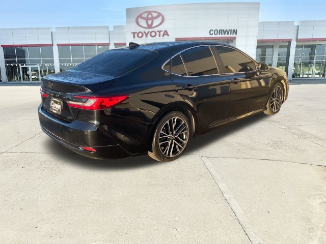 Used 2025 Toyota Camry XLE w/ Premium Plus Package FWD image 5