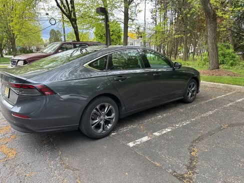 Used 2023 Honda Accord EX image 13
