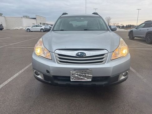 Used 2012 Subaru Outback 2.5i w/ Alloy Wheel Pkg image 2