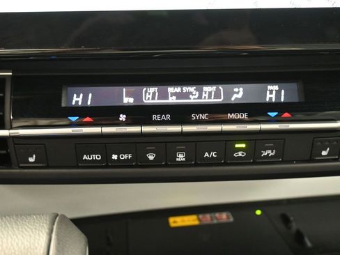 Certified 2025 Toyota Sienna XSE w/ XSE Plus Package image 23