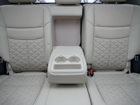 Certified 2024 Nissan Murano Platinum w/ Cargo Package image 13