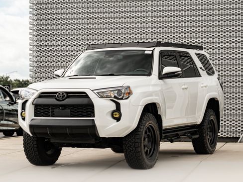 Used 2023 Toyota 4Runner TRD Off-Road Premium w/ Off Road Premium Plus Package AWD/4WD image 7