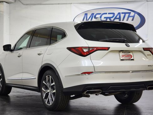 Used 2023 Acura MDX SH-AWD w/ Technology Package image 8