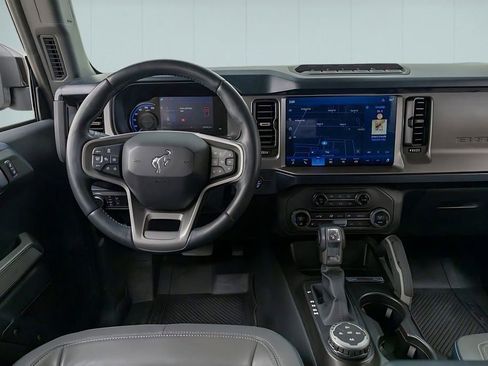 Used 2021 Ford Bronco First Edition image 28