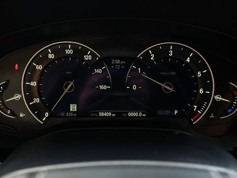 Used 2019 BMW 530i w/ Convenience Package image 13