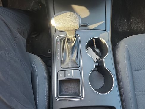 Used 2019 Kia Sorento LX image 42