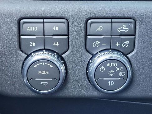 New 2026 GMC Sierra 1500 Elevation w/ Elevation Premium Package image 17