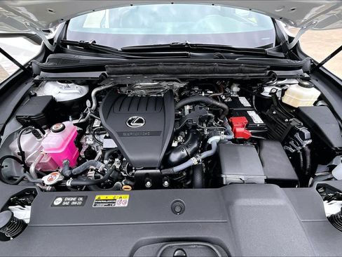 Used 2025 Lexus RX 350 FWD w/ Technology Package image 29
