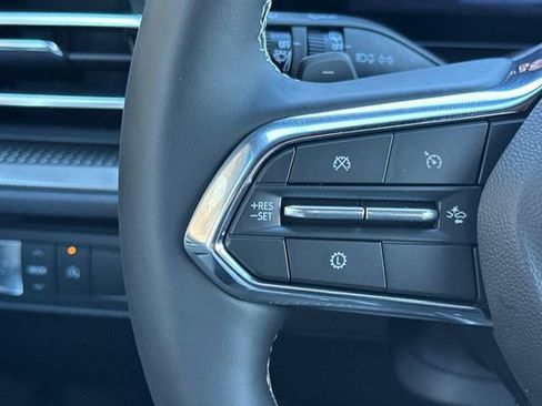 New 2026 Chevrolet Traverse LT image 32