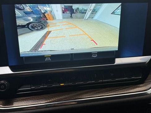 Certified 2024 Chevrolet Silverado 1500 LT image 15