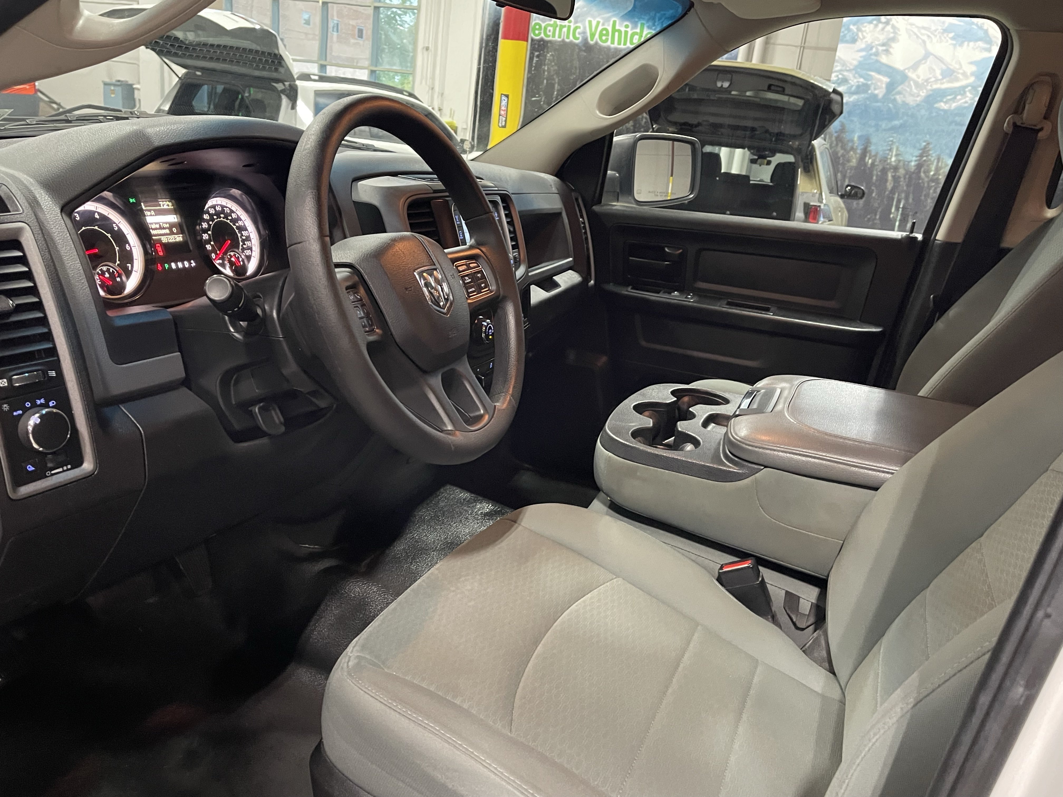 Used 2018 RAM 1500 Tradesman w/ Popular Equipment Group AWD/4WD image 10