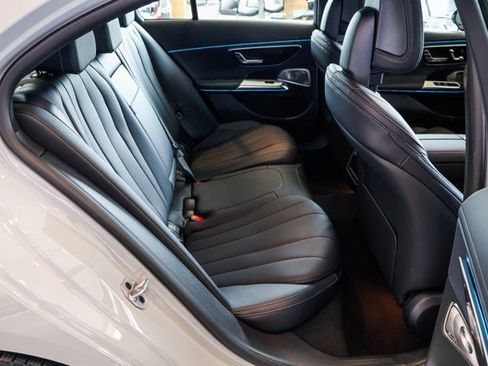New 2026 Mercedes-Benz E 350 4MATIC Sedan image 20