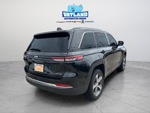 Certified 2023 Jeep Grand Cherokee Limited image 5