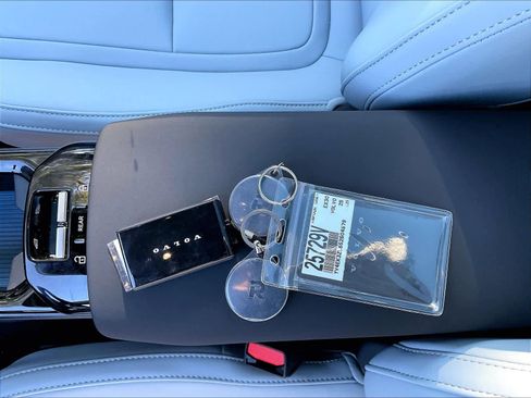 New 2025 Volvo EX30 Ultra w/ Protection Package Premier image 35