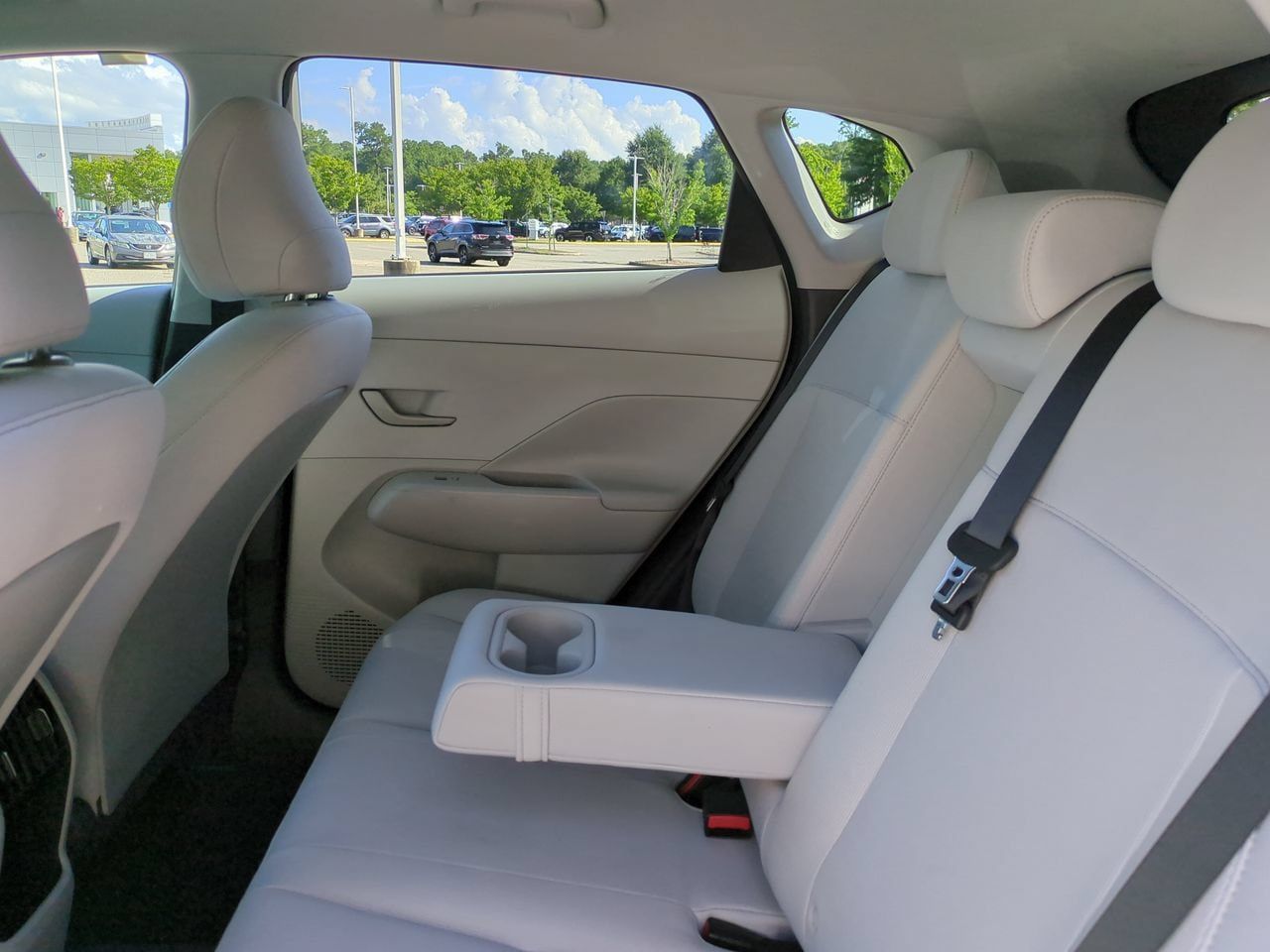 Used 2026 Hyundai Kona SEL Sport FWD image 14