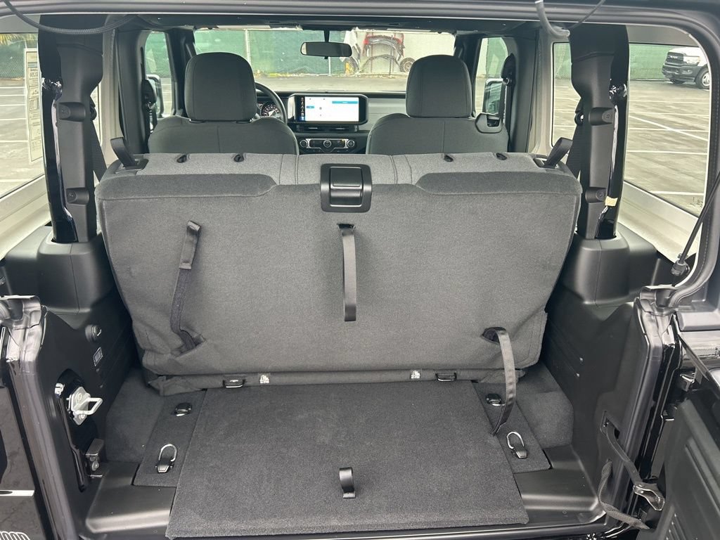 New 2026 Jeep Wrangler Sport AWD/4WD image 30