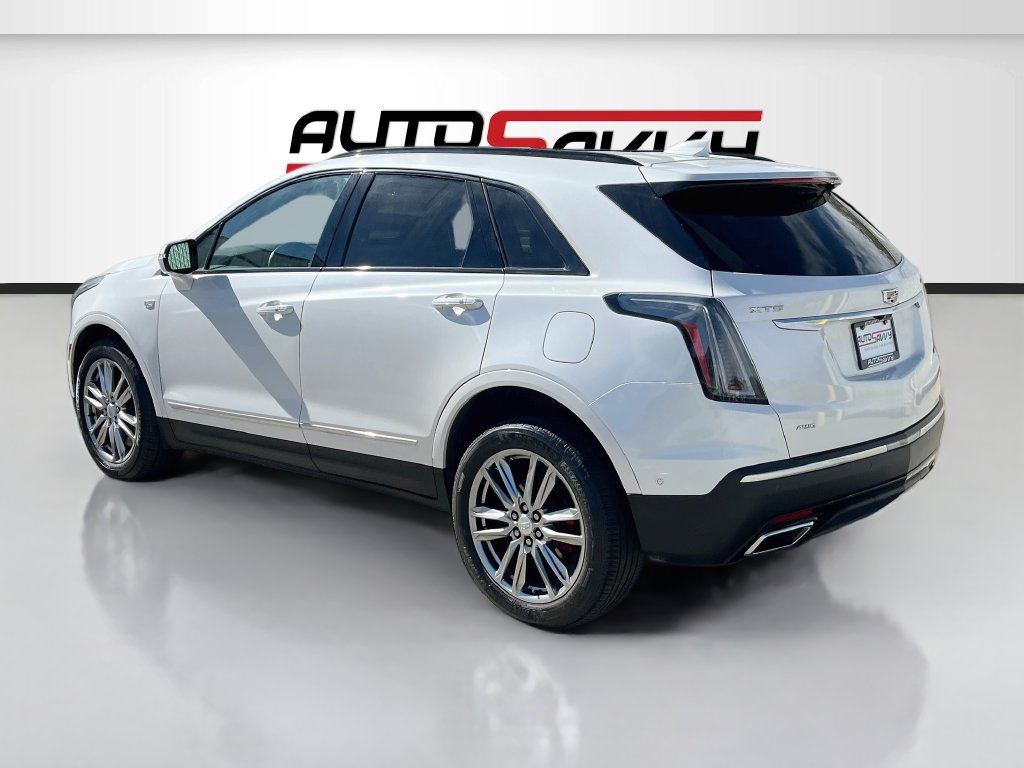 Used 2023 Cadillac XT5 Sportv w/ Technology Package AWD/4WD image 5